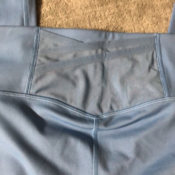 Fabletics Capri - Picture 3 of 7